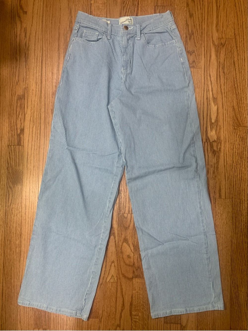 Universal Thread Blue Railroad Stripe Relaxed Wide Leg Pants Size 4 EUC